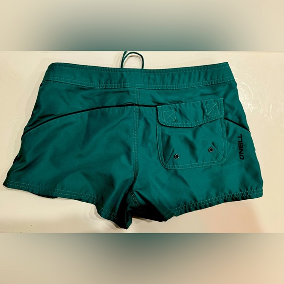 O’Neill surf shorts - Picture 2 of 4